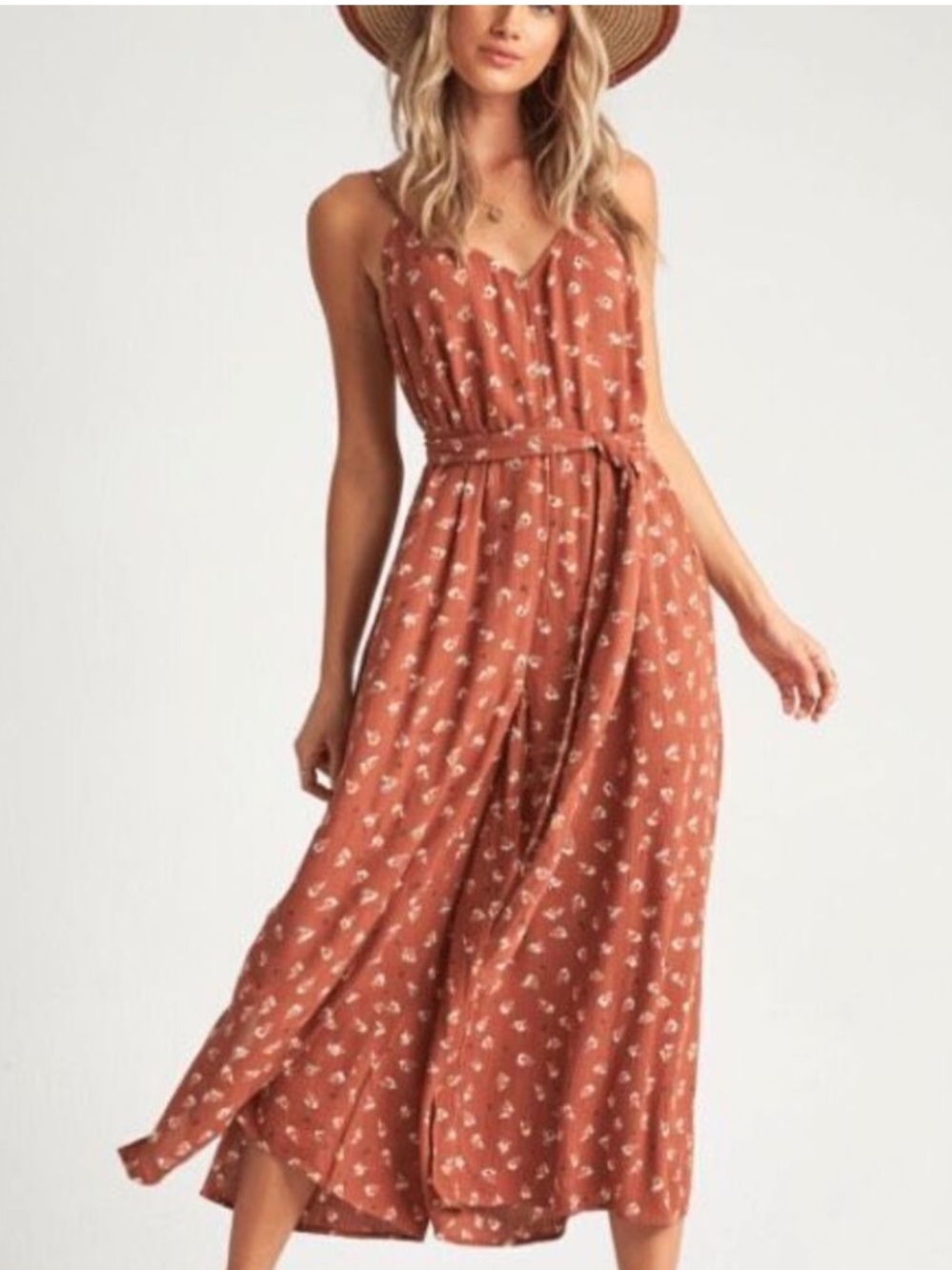 BILLABONG SHAKE IT AGAIN JUMPSUIT IN HENNA size Small